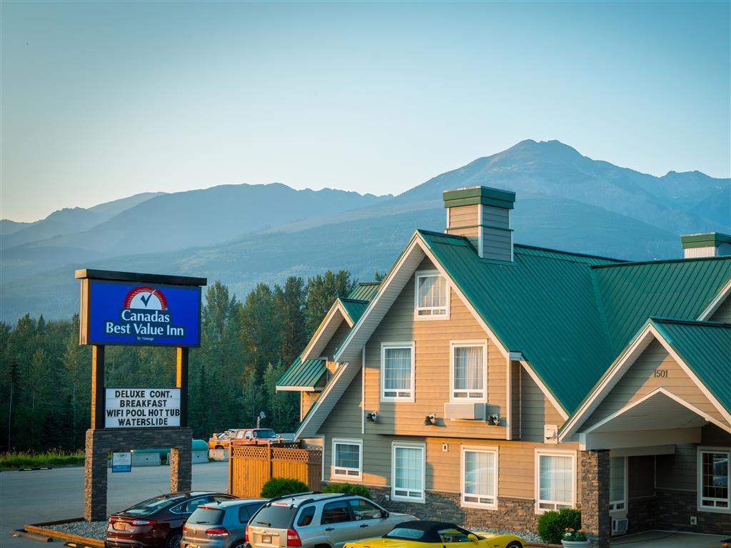 Canadas Best Value Inn Valemount Exterior photo